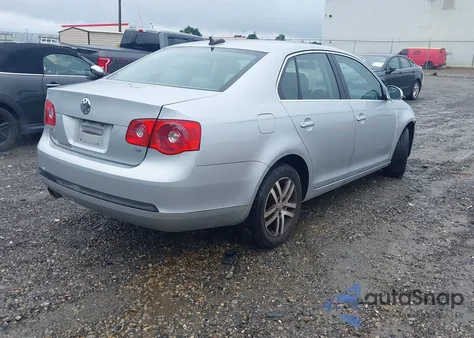 2006 Volkswagen Jetta 2.5 из США, поврежденный, VIN 3VWDF71K16M658857
